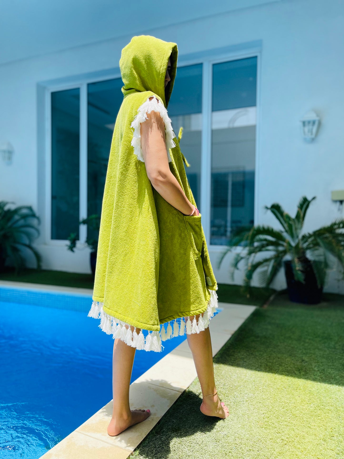 Women's Green Tassel Bisht